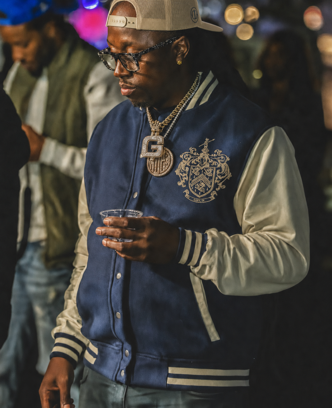 CREAM VARSITY